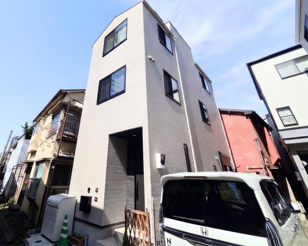 2LDK+S house in Sumida Ward, Tokyo - Photo 1
