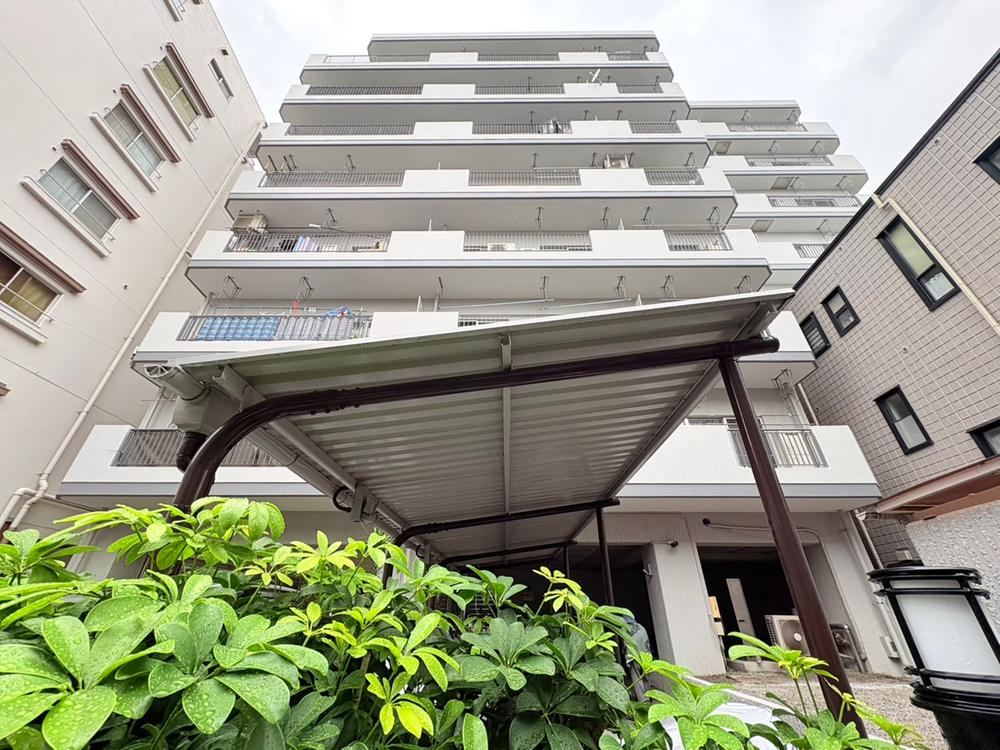 3LDK apartment in Warabi, Saitama - Photo 1