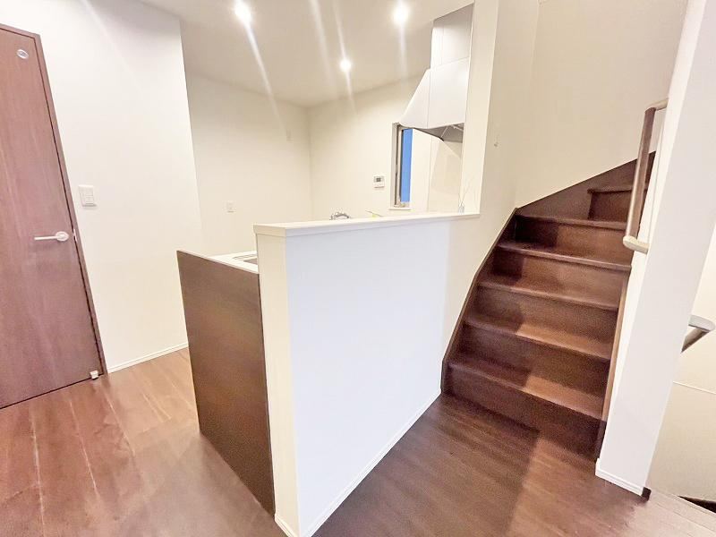 2LDK+S house in Adachi Ward, Tokyo - Photo 1