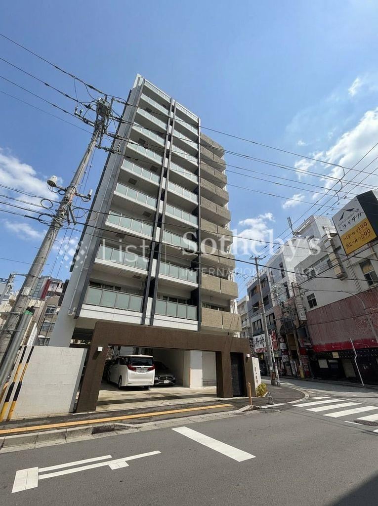 2LDK apartment in Naha, Okinawa - Photo 1
