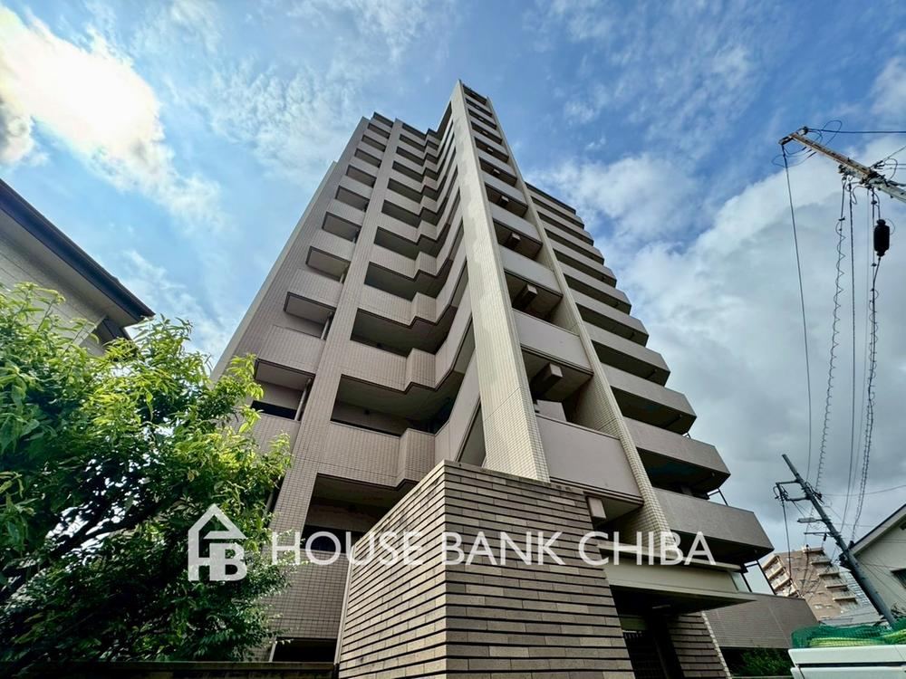 3LDK apartment in Chuo Ward, Chiba - Photo 1