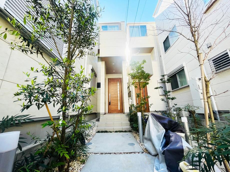 2LDK+S house in Ichikawa, Chiba - Photo 1