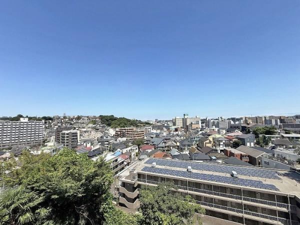 3LDK apartment in Minami Ward, Yokohama, Kanagawa - Photo 1