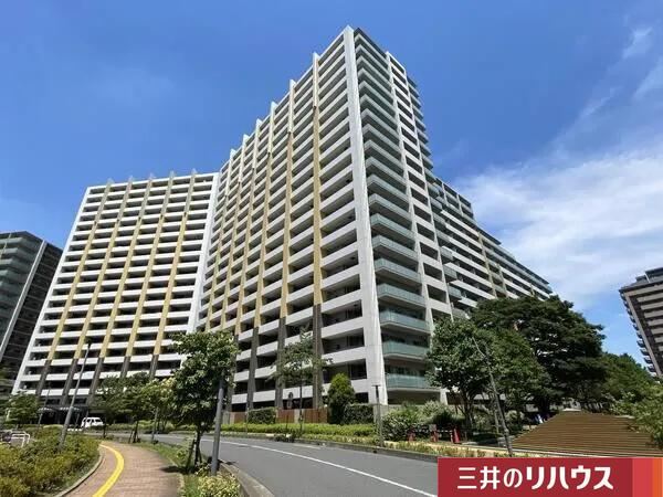 3LDK apartment in Kawaguchi, Saitama - Photo 1