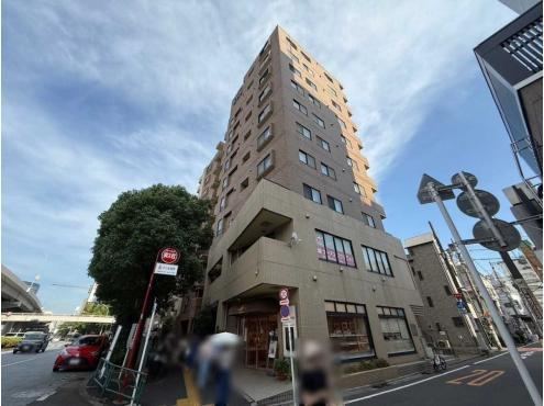 2LDK apartment in Bunkyo Ward, Tokyo - Photo 1
