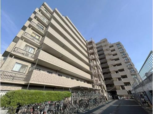 3LDK apartment in Edogawa Ward, Tokyo - Photo 1