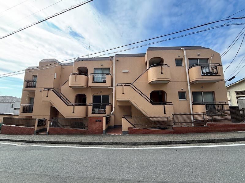 2DK apartment in Tsurumi Ward, Yokohama, Kanagawa - Photo 1