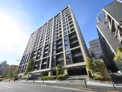 2LDK apartment in Chiyoda Ward, Tokyo - Photo 1