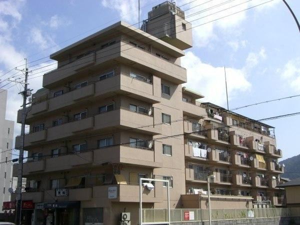 2LDK apartment in Yamashina Ward, Kyoto - Photo 1