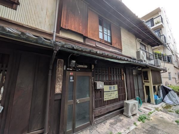3DK house in Nakagyo Ward, Kyoto - Photo 1