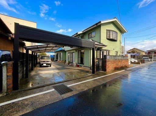 7LDK house in Matsuyama, Ehime - Photo 1
