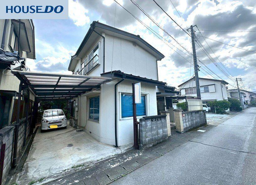 5LDK house in Kofu, Yamanashi - Photo 1