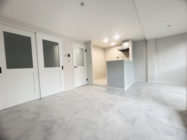 1LDK apartment in Tarumi Ward, Kobe, Hyogo - Photo 1