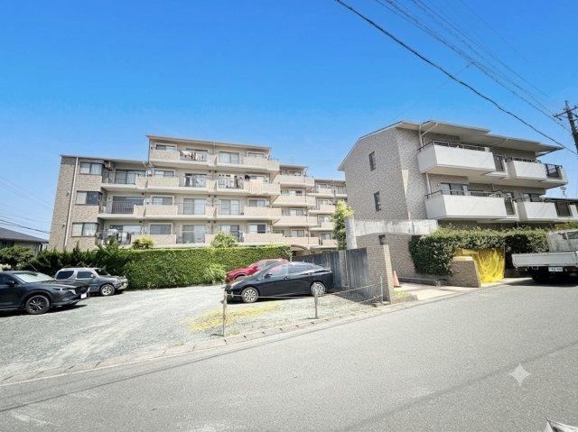 3LDK apartment in Chuo Ward, Hamamatsu, Shizuoka - Photo 1
