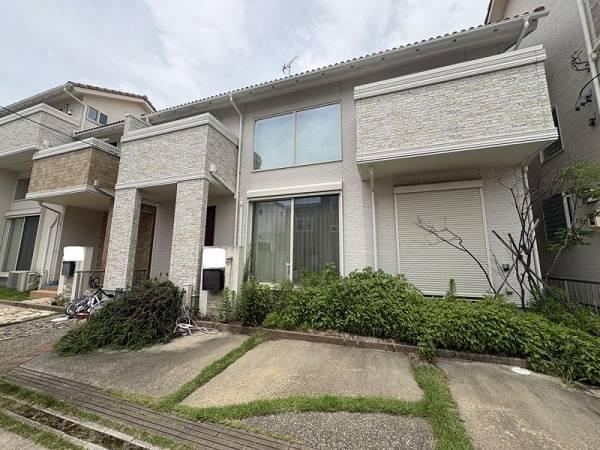 4LDK house in Ichinomiya, Aichi - Photo 1