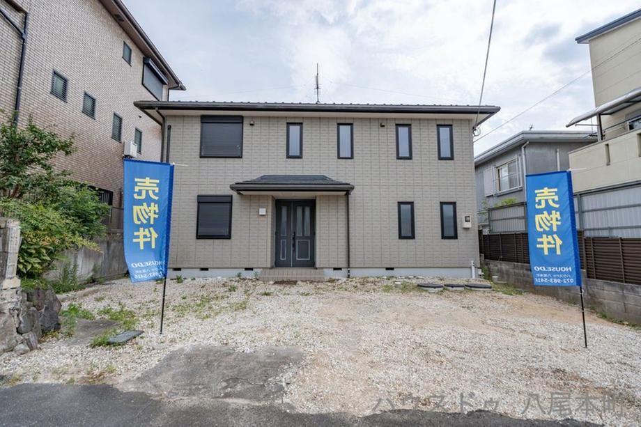 6LDK+2S house in Yao, Osaka - Photo 1