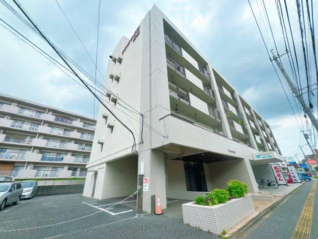 2LDK+S apartment in Minami Ward, Fukuoka - Photo 1