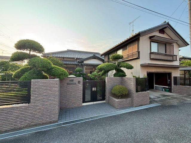 7DK house in Togane, Chiba - Photo 1