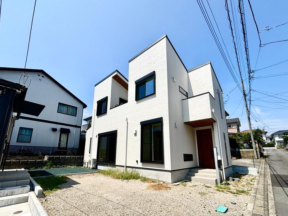 4LDK house in Ebina, Kanagawa - Photo 1