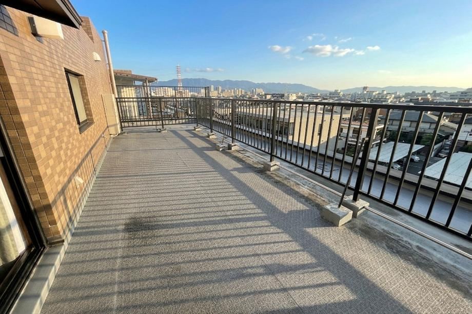 3LDK apartment in Nishinomiya, Hyogo - Photo 1