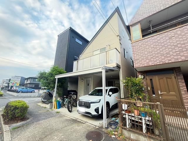3DK house in Adachi Ward, Tokyo - Photo 1