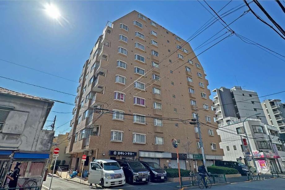3LDK apartment in Arakawa Ward, Tokyo - Photo 1