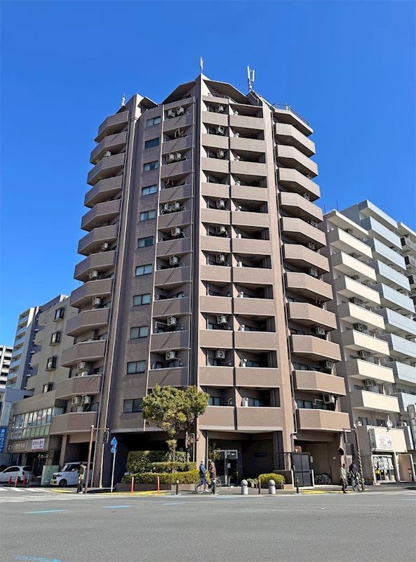 2LDK apartment in Saiwai Ward, Kawasaki, Kanagawa - Photo 1