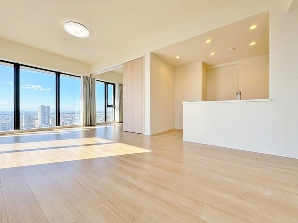3LDK apartment in Katsushika Ward, Tokyo - Photo 1
