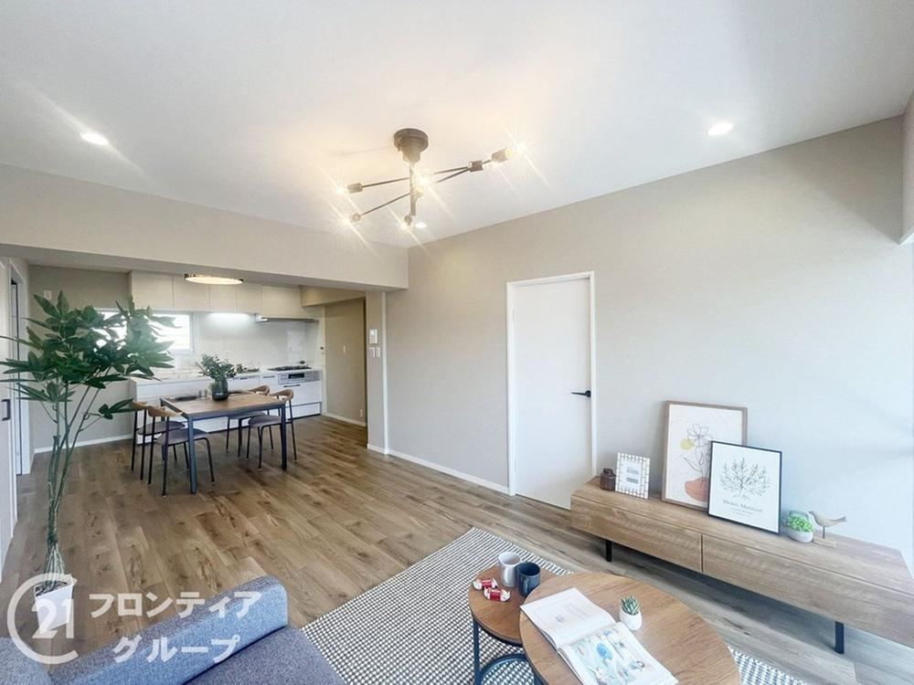 3LDK apartment in Nishinomiya, Hyogo - Photo 1