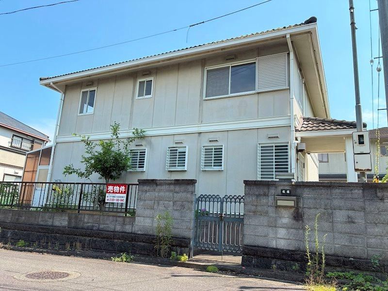 4LDK house in Tsu, Mie - Photo 1