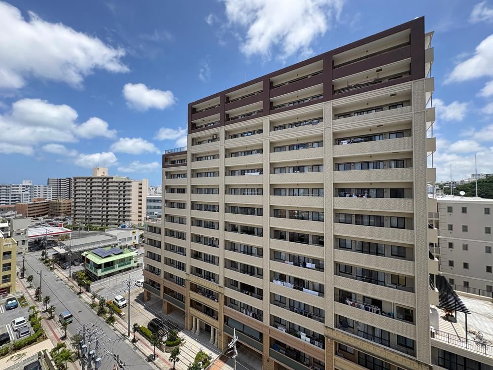 3LDK+S apartment in Naha, Okinawa - Photo 1