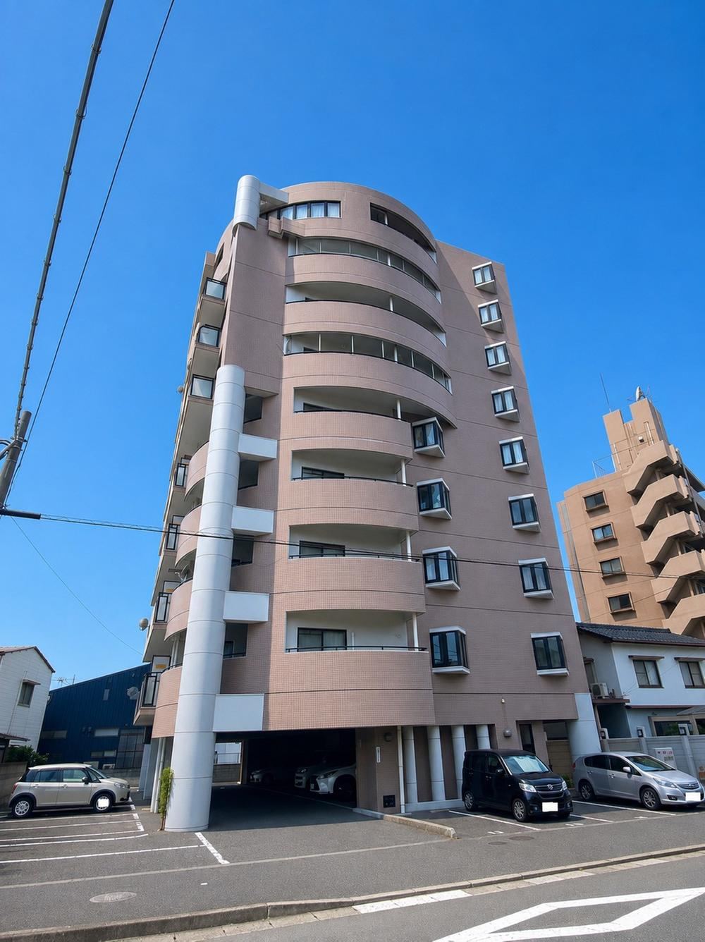3LDK apartment in Yahatanishi Ward, Kitakyushu, Fukuoka - Photo 1