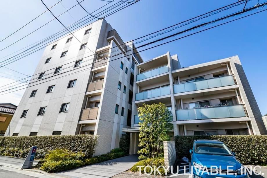 3LDK apartment in Minami Ward, Saitama - Photo 1
