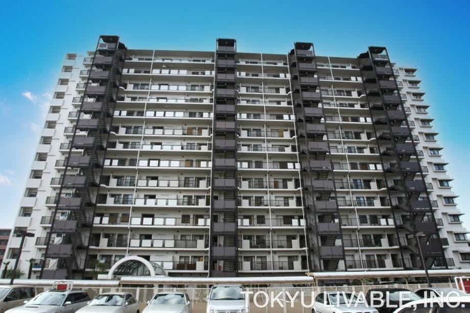 3LDK apartment in Nerima Ward, Tokyo - Photo 1