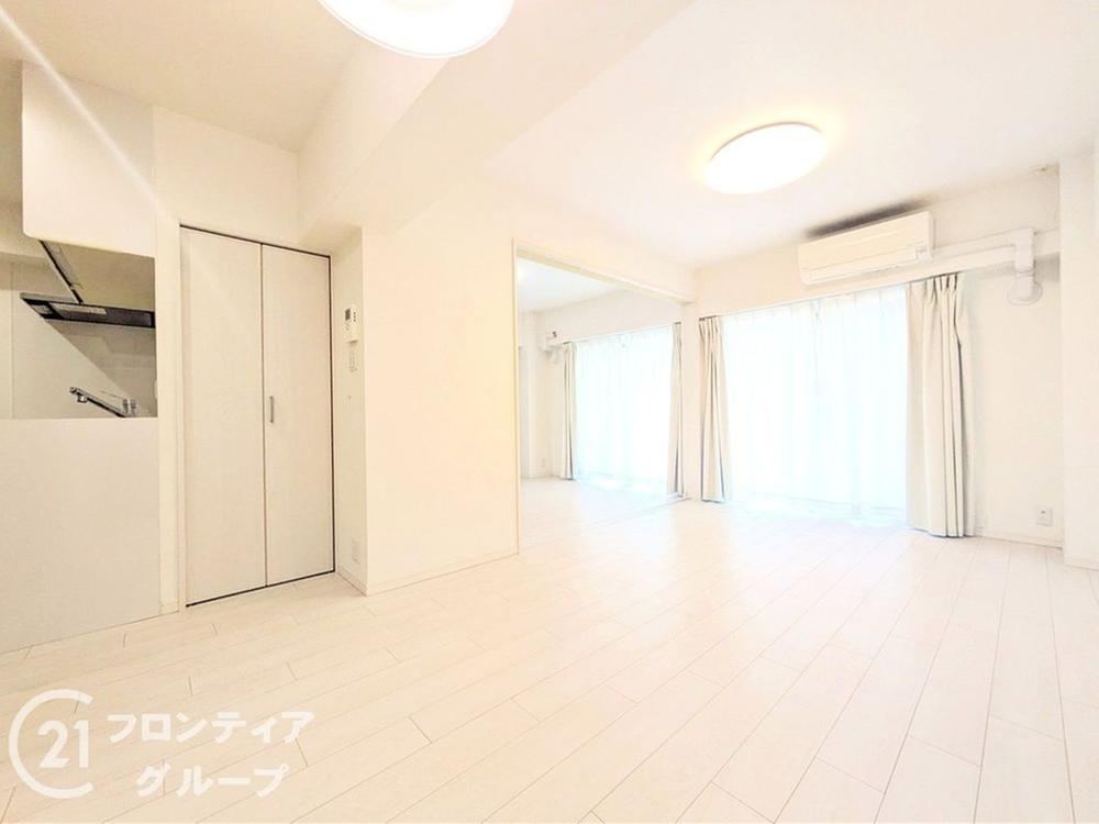 3LDK apartment in Nishinomiya, Hyogo - Photo 1