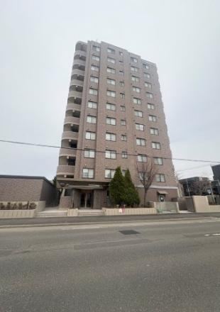 3LDK apartment in Higashi Ward, Sapporo, Hokkaido - Photo 1
