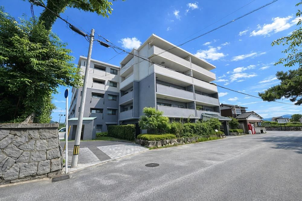 3LDK+S apartment in Karatsu, Saga - Photo 1