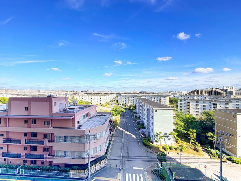 3LDK apartment in Mihama Ward, Chiba - Photo 1