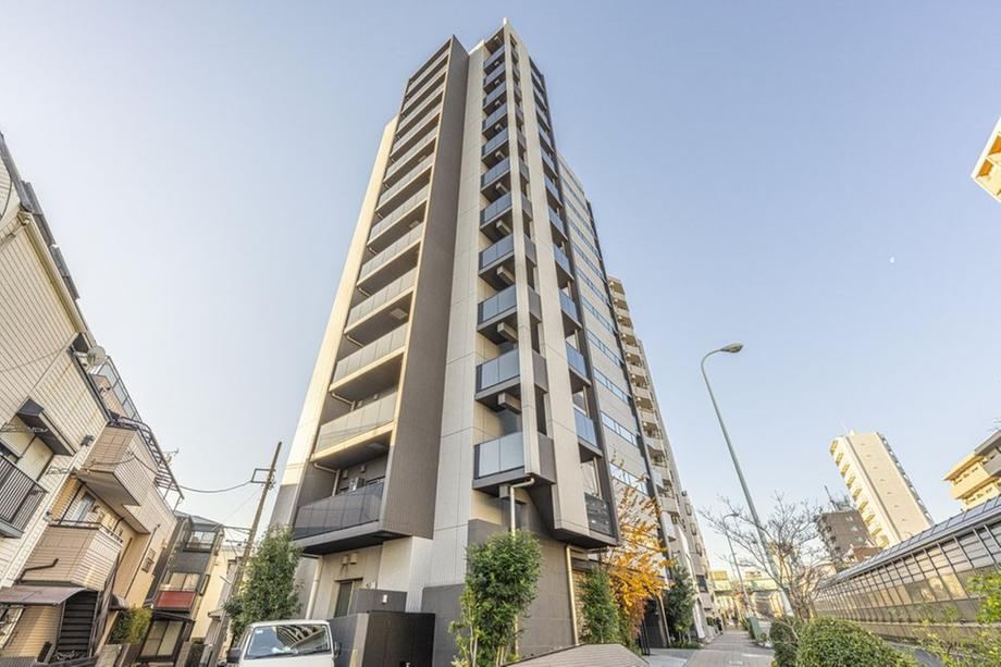 2LDK apartment in Kita Ward, Tokyo - Photo 1