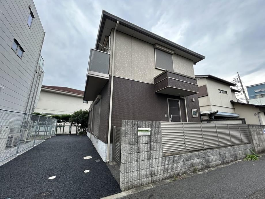 5LDK house in Mitaka, Tokyo - Photo 1