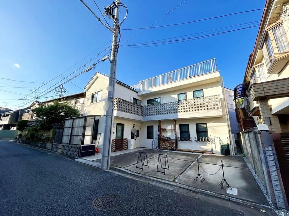 2LDK house in Suginami Ward, Tokyo - Photo 1