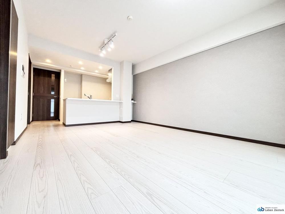 2LDK+S apartment in Toda, Saitama - Photo 1