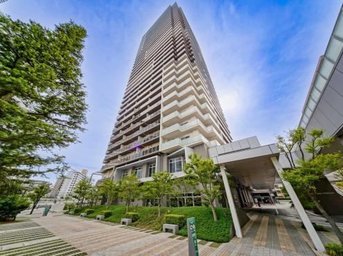 3LDK apartment in Saiwai Ward, Kawasaki, Kanagawa - Photo 1