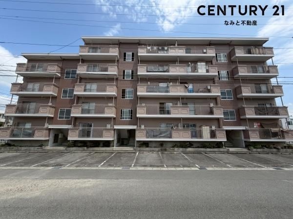3LDK apartment in Okazaki, Aichi - Photo 1