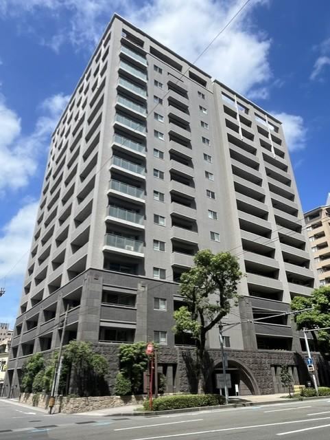 3LDK apartment in Kagoshima, Kagoshima - Photo 1