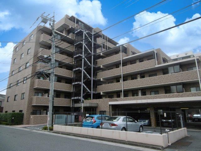 3LDK apartment in Koshigaya, Saitama - Photo 1