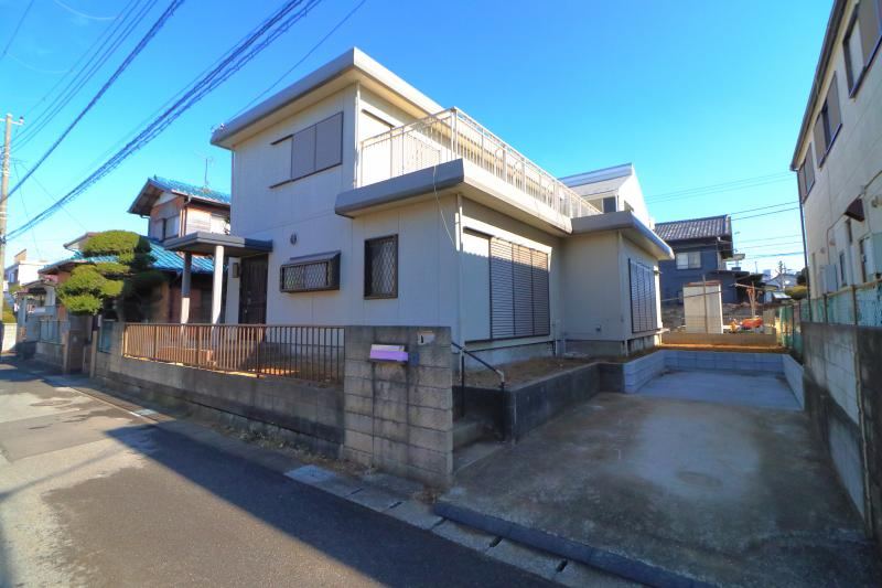 3LDK house in Inage Ward, Chiba - Photo 1