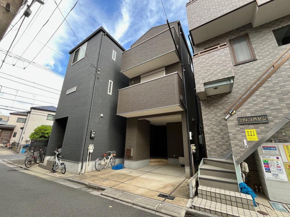 2LDK+S house in Adachi Ward, Tokyo - Photo 1