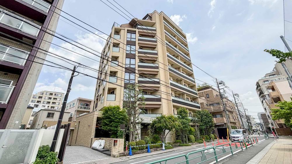 3LDK apartment in Suginami Ward, Tokyo - Photo 1