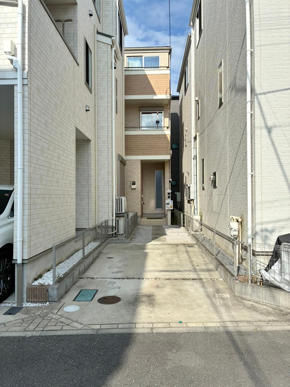 3LDK house in Urawa Ward, Saitama - Photo 1